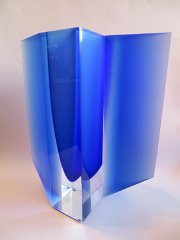 square vase side view height 25 cm